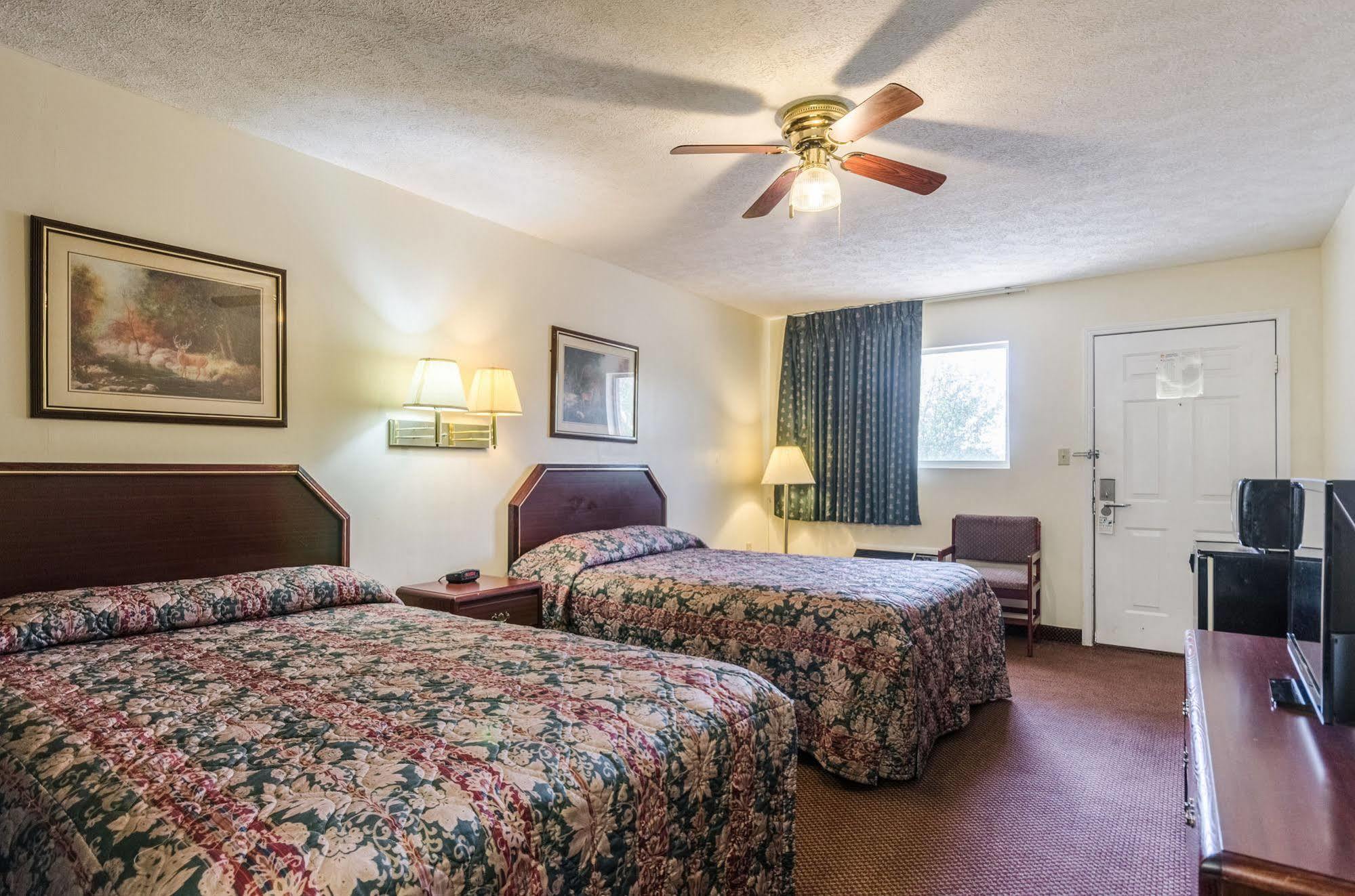 Deerfield Inn Parsons Kültér fotó